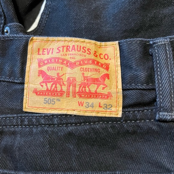 Levi's Men's 505 Black Jeans | 34x32 - Picture 4 of 5